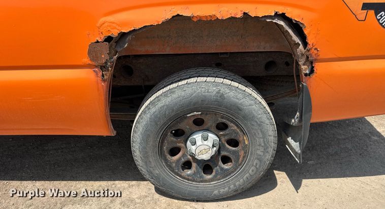 image for item EF2061 2006 Chevrolet Silverado 1500 pickup truck