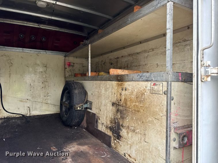 image for item EF2069 2007 Chevrolet Express box truck