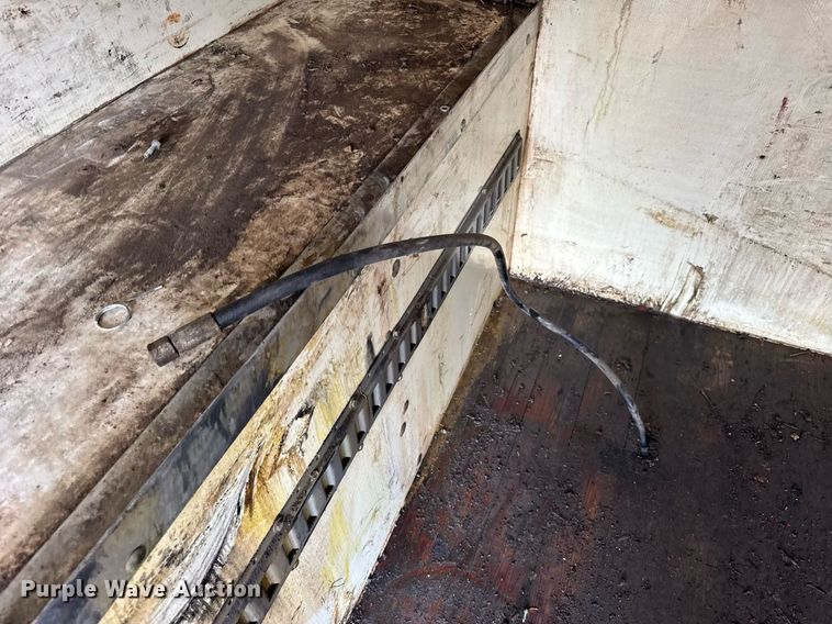 image for item EF2069 2007 Chevrolet Express box truck