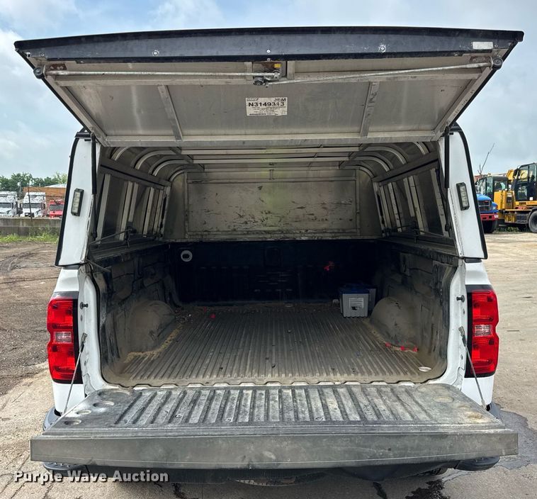 image for item EF2071 2016 Chevrolet Silverado 1500 Double Cab pickup truck