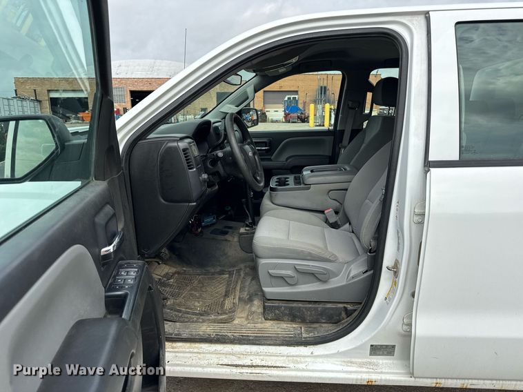 image for item EF2071 2016 Chevrolet Silverado 1500 Double Cab pickup truck