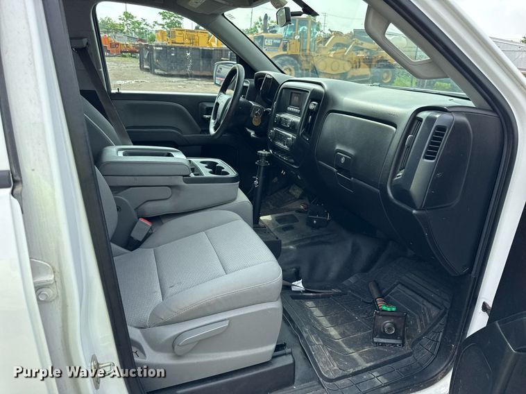 image for item EF2071 2016 Chevrolet Silverado 1500 Double Cab pickup truck