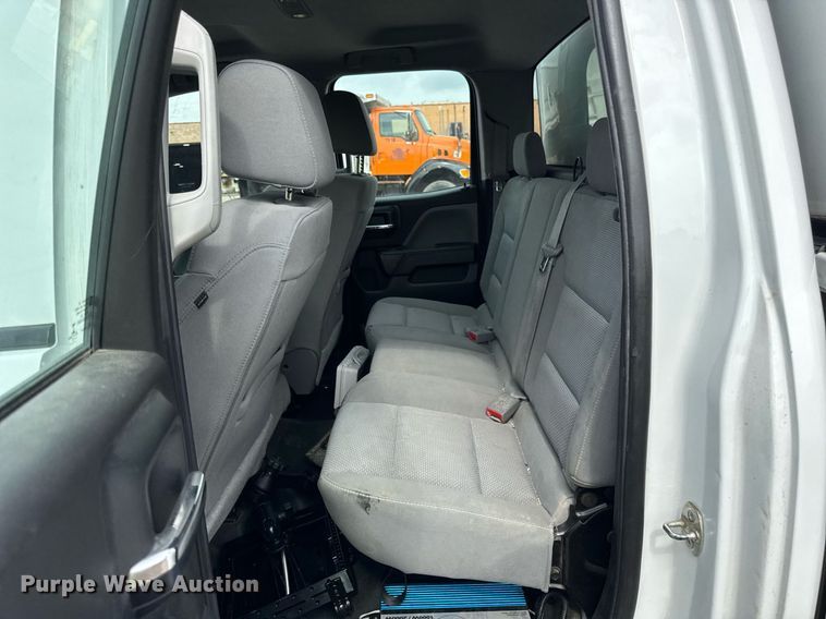 image for item EF2071 2016 Chevrolet Silverado 1500 Double Cab pickup truck