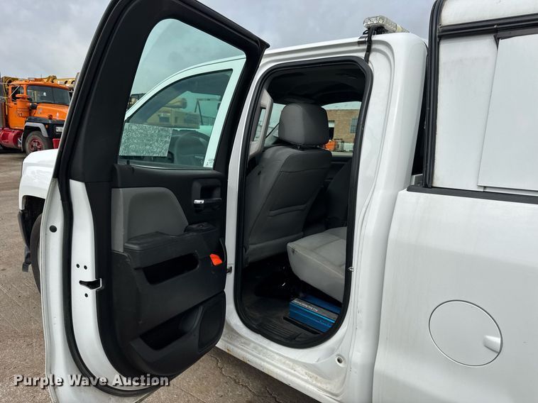 image for item EF2071 2016 Chevrolet Silverado 1500 Double Cab pickup truck