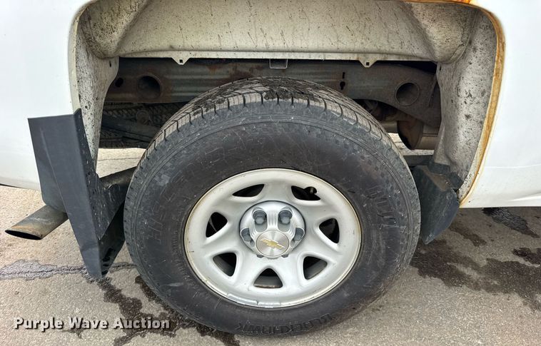 image for item EF2071 2016 Chevrolet Silverado 1500 Double Cab pickup truck