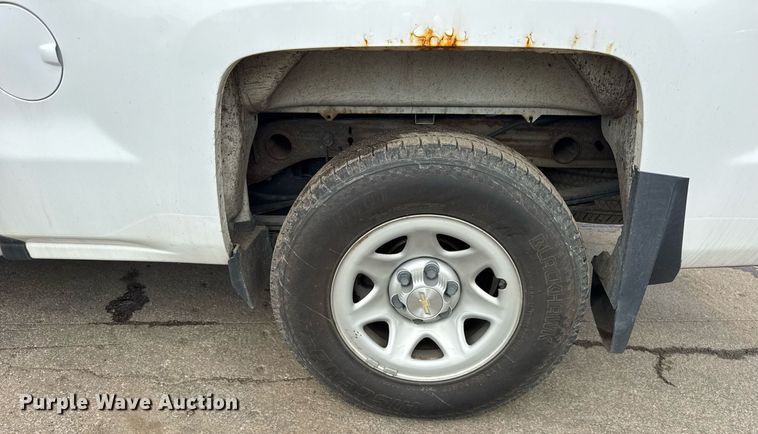 image for item EF2071 2016 Chevrolet Silverado 1500 Double Cab pickup truck