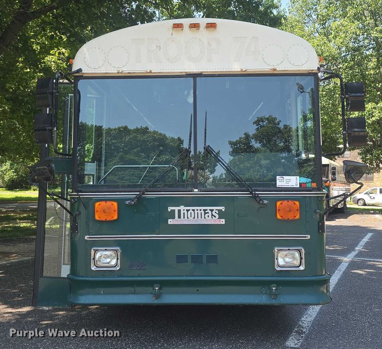 image for item EF3505 2001 Thomas Built 140H school bus