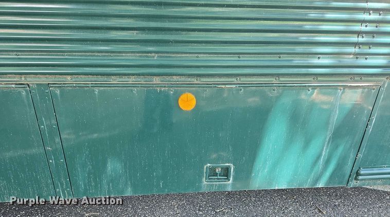 image for item EF3505 2001 Thomas Built 140H school bus