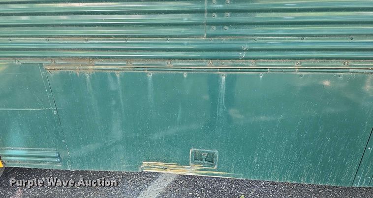 image for item EF3505 2001 Thomas Built 140H school bus