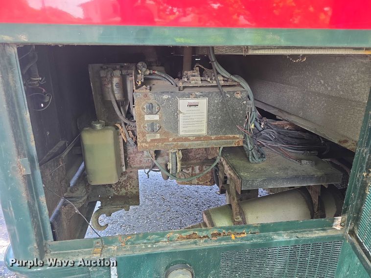 image for item EF3505 2001 Thomas Built 140H school bus