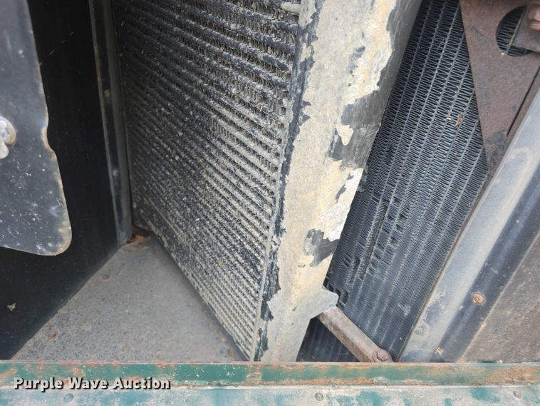 image for item EF3505 2001 Thomas Built 140H school bus