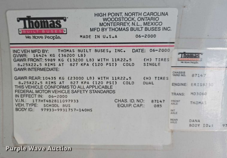 image for item EF3505 2001 Thomas Built 140H school bus