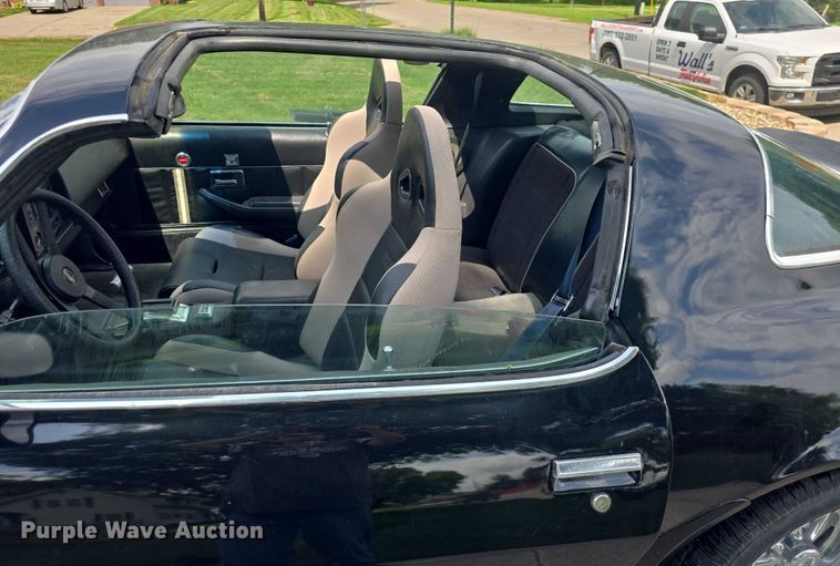 image for item EF3562 1981 Chevrolet Camaro 