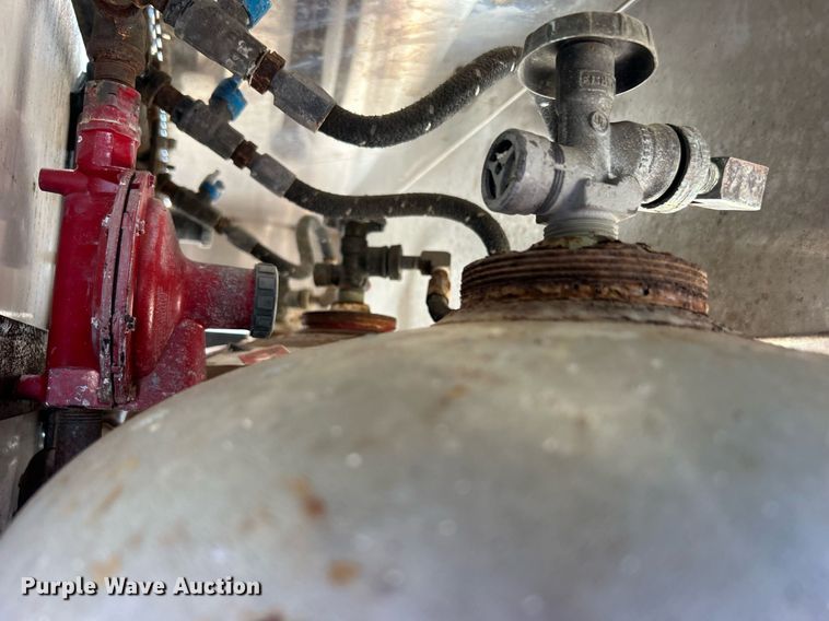 image for item EG1026 2007 Middlebury Trailers MST7X14TA2 enclosed cargo trailer