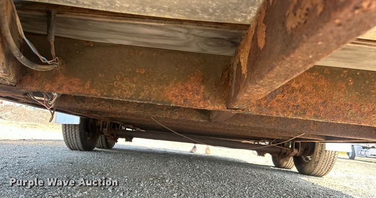 image for item EG1026 2007 Middlebury Trailers MST7X14TA2 enclosed cargo trailer