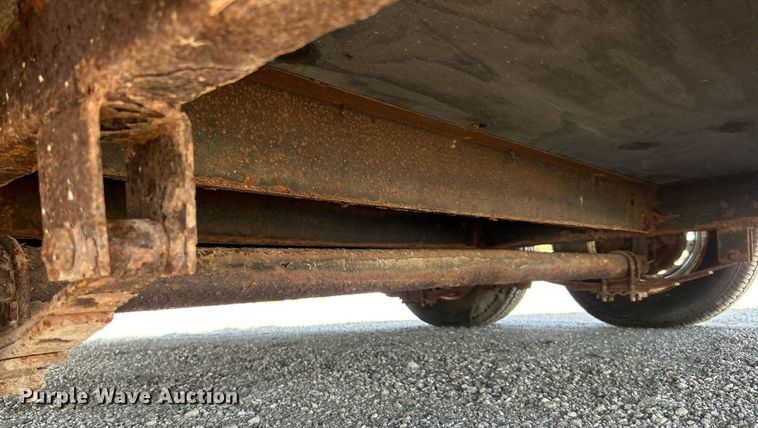 image for item EG1026 2007 Middlebury Trailers MST7X14TA2 enclosed cargo trailer