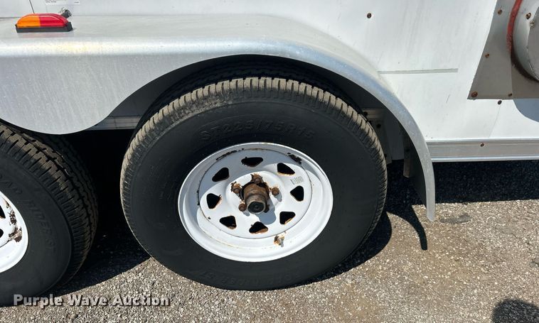 image for item EG1026 2007 Middlebury Trailers MST7X14TA2 enclosed cargo trailer