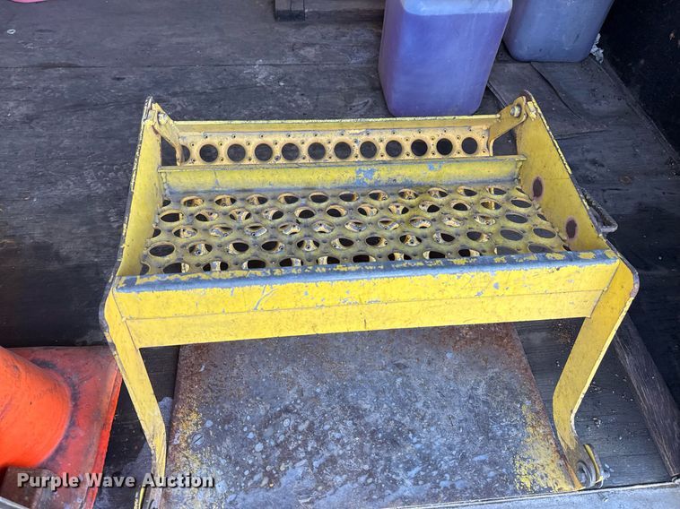 image for item EG2473 2015 C&W 7-42-VT-7K-2 pressure washer trailer