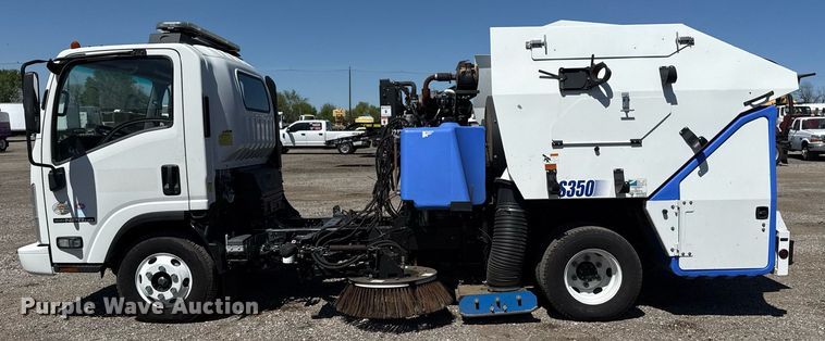 image for item EG5757 2010 Isuzu NPR HD street sweeper truck