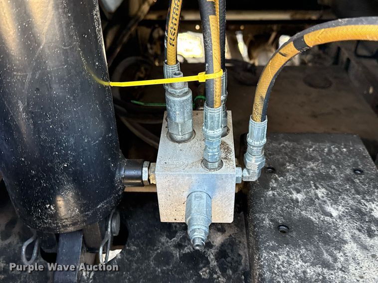 image for item EG5757 2010 Isuzu NPR HD street sweeper truck