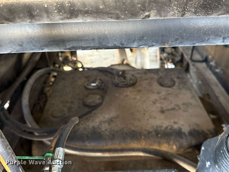 image for item EG5757 2010 Isuzu NPR HD street sweeper truck