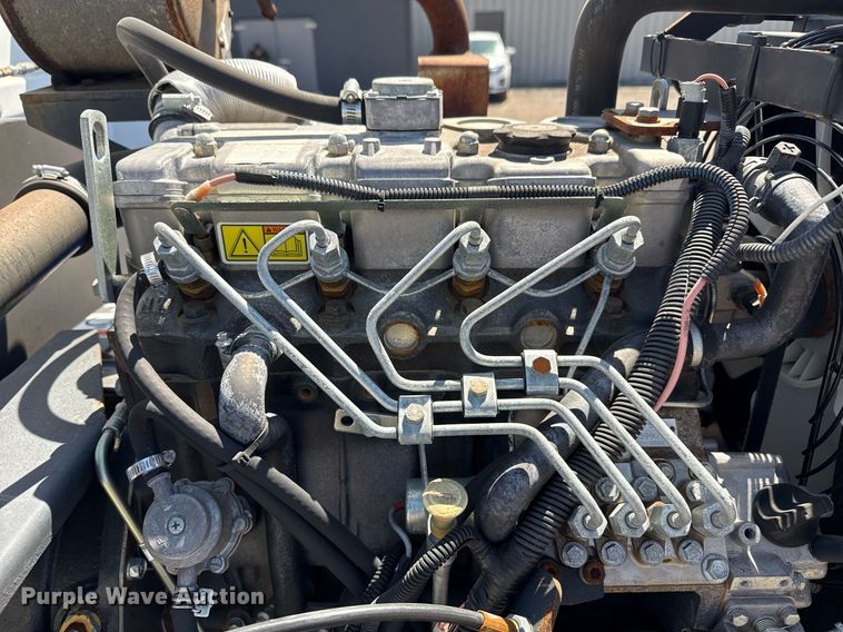 image for item EG5757 2010 Isuzu NPR HD street sweeper truck