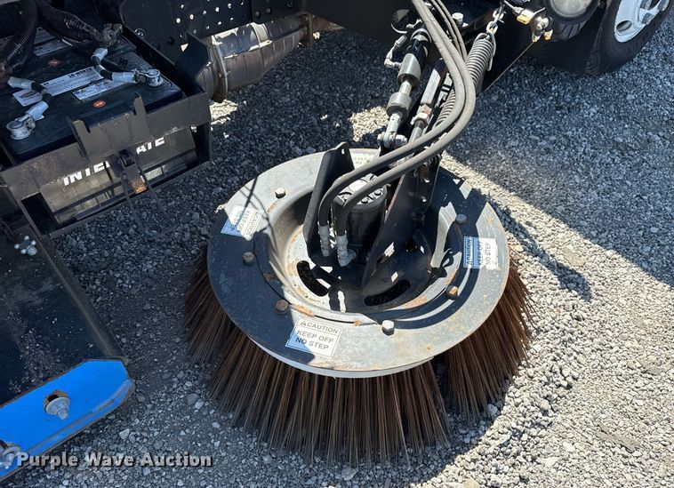 image for item EG5757 2010 Isuzu NPR HD street sweeper truck