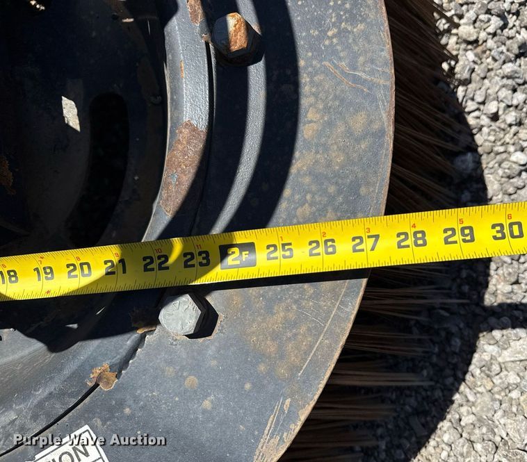 image for item EG5757 2010 Isuzu NPR HD street sweeper truck