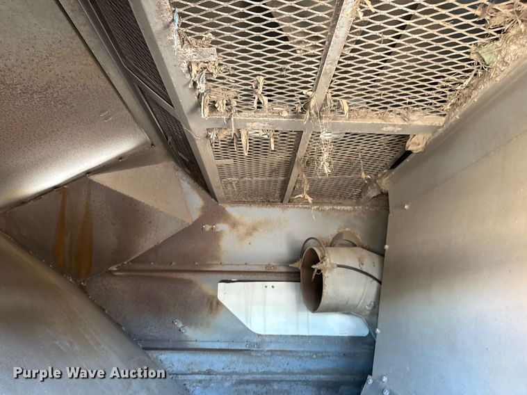 image for item EG5757 2010 Isuzu NPR HD street sweeper truck