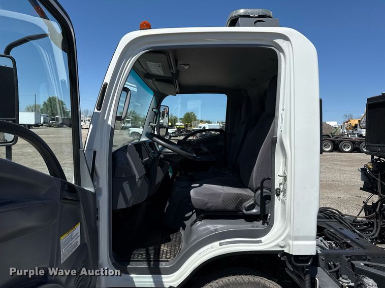 image for item EG5757 2010 Isuzu NPR HD street sweeper truck