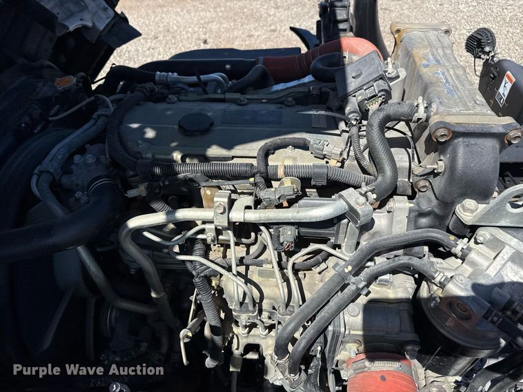 image for item EG5757 2010 Isuzu NPR HD street sweeper truck