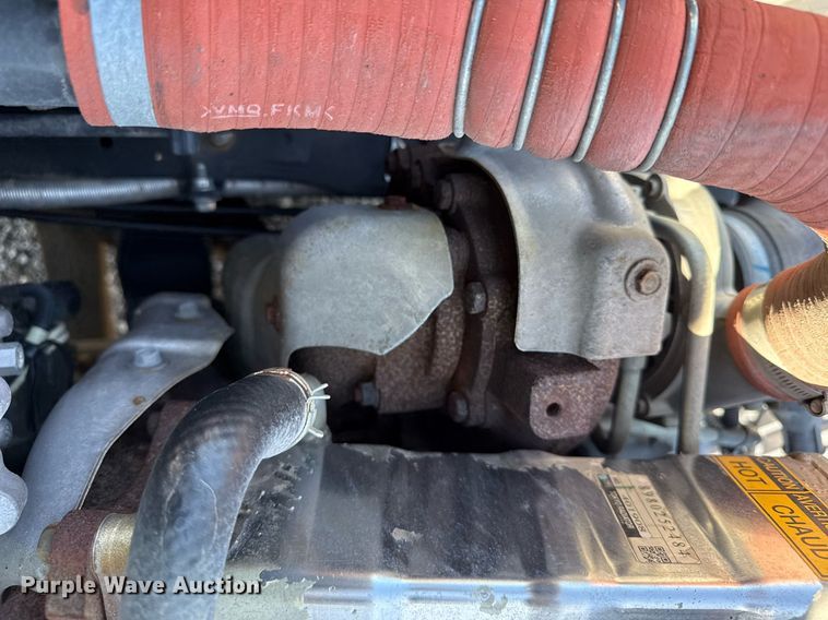 image for item EG5757 2010 Isuzu NPR HD street sweeper truck