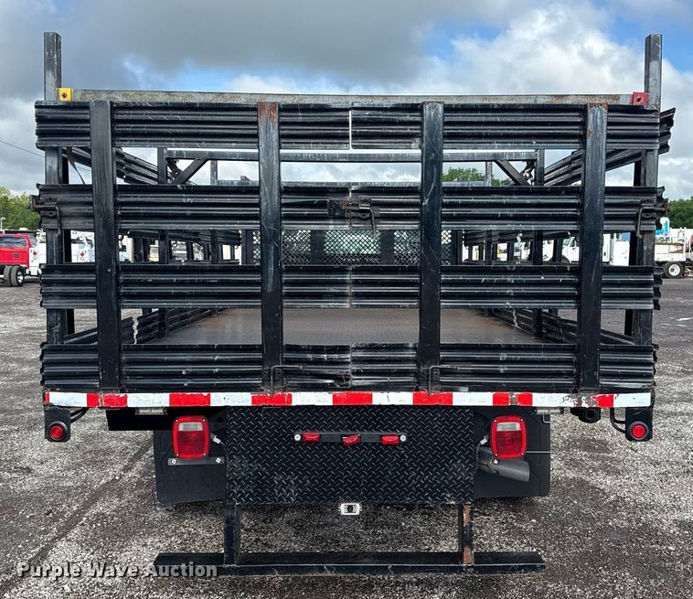 image for item EG5823 2018 Ford F550 flatbed truck