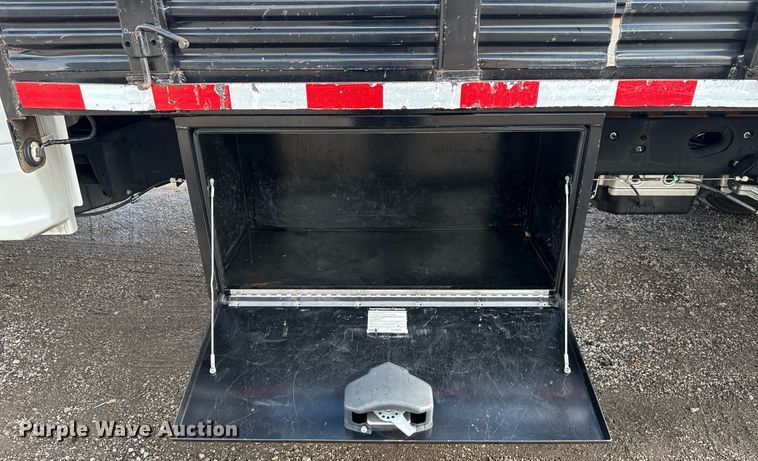 image for item EG5823 2018 Ford F550 flatbed truck