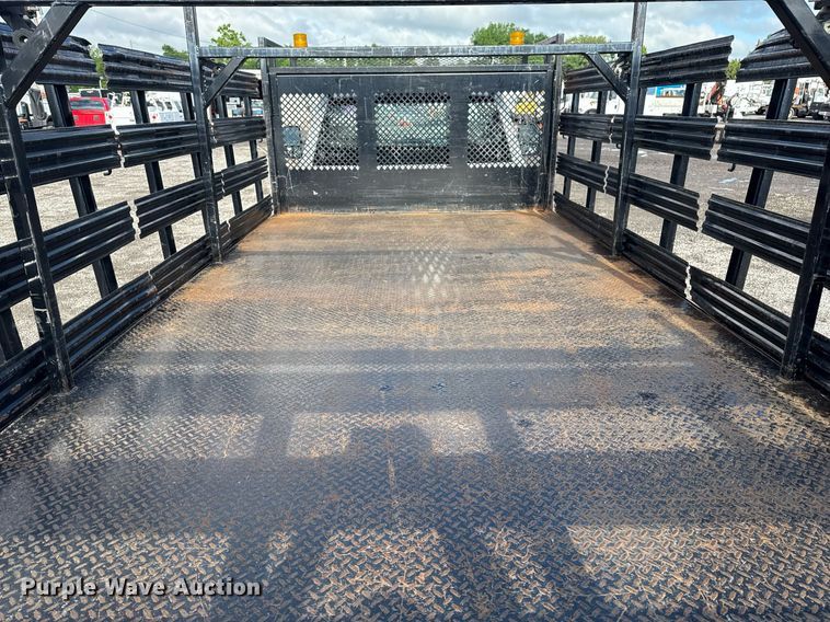 image for item EG5823 2018 Ford F550 flatbed truck