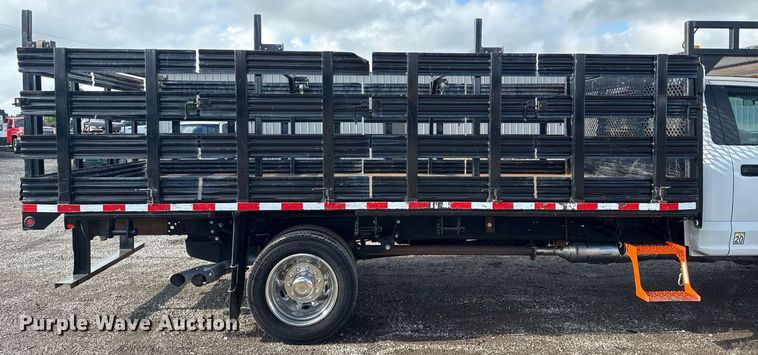 image for item EG5823 2018 Ford F550 flatbed truck