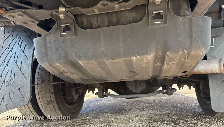 image for item EG5823 2018 Ford F550 flatbed truck