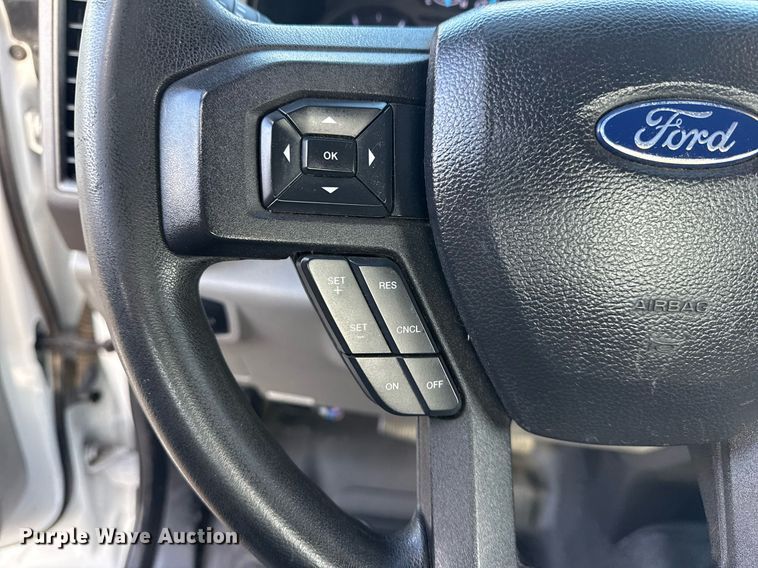 image for item EG5823 2018 Ford F550 flatbed truck