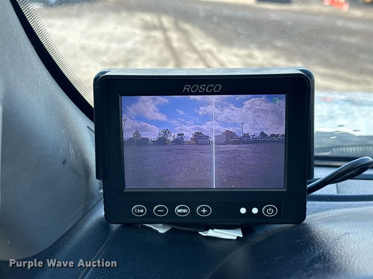 image for item EG5823 2018 Ford F550 flatbed truck