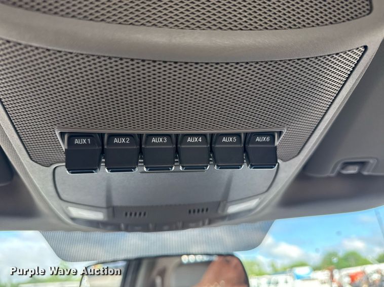 image for item EG5823 2018 Ford F550 flatbed truck