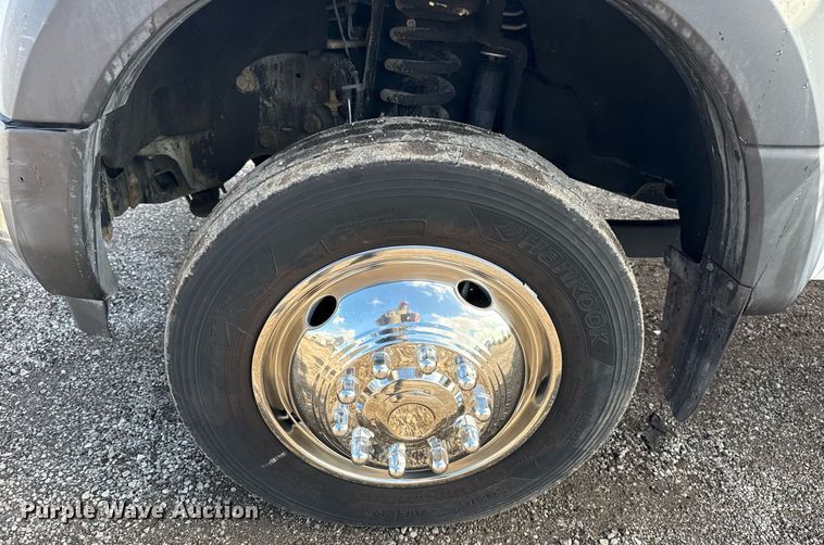 image for item EG5823 2018 Ford F550 flatbed truck