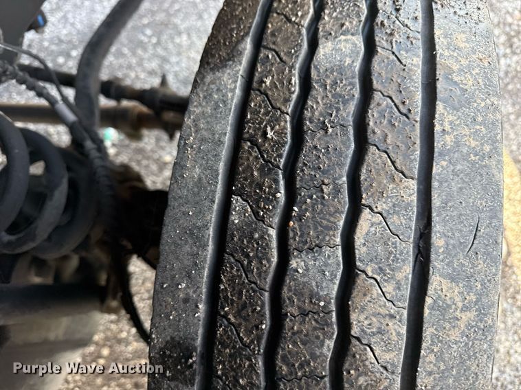 image for item EG5823 2018 Ford F550 flatbed truck