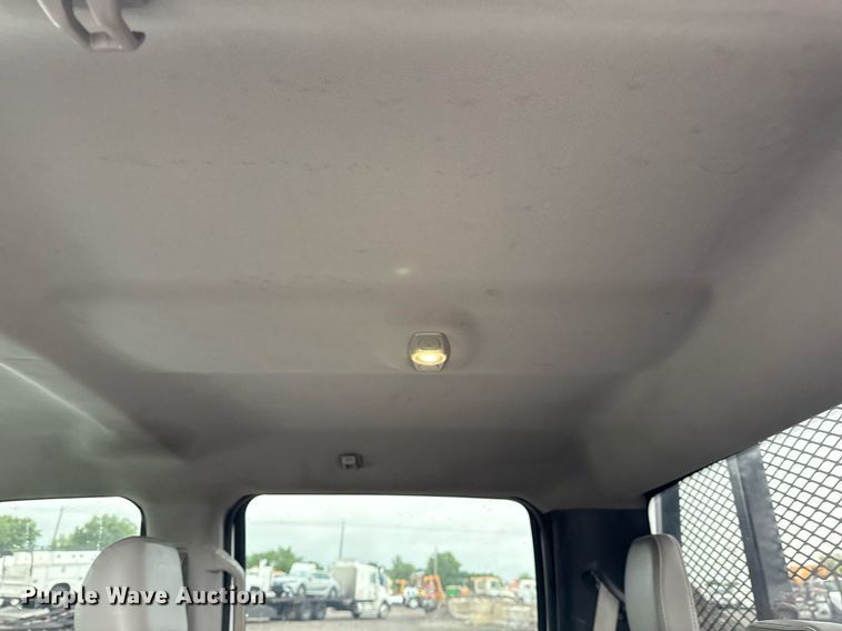 image for item EG5853 2018 Ford F550 Crew Cab flatbed truck