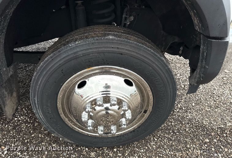 image for item EG5853 2018 Ford F550 Crew Cab flatbed truck