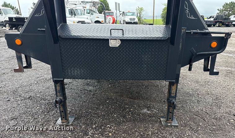 image for item EG5856 2015 PJ Trailers equipment trailer