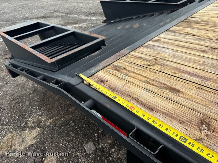 image for item EG5856 2015 PJ Trailers equipment trailer