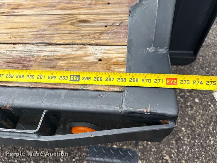 image for item EG5856 2015 PJ Trailers equipment trailer