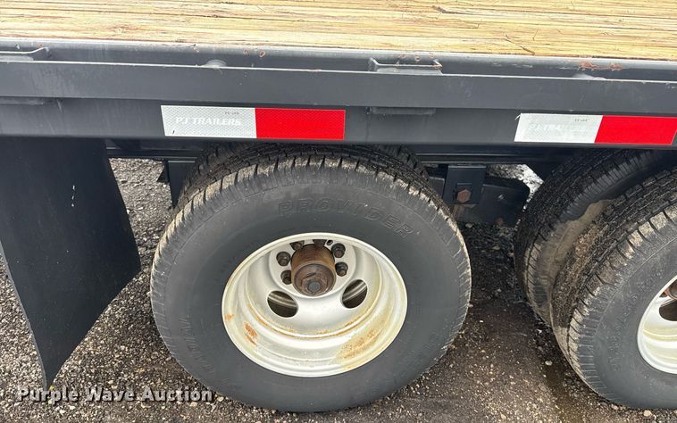 image for item EG5856 2015 PJ Trailers equipment trailer