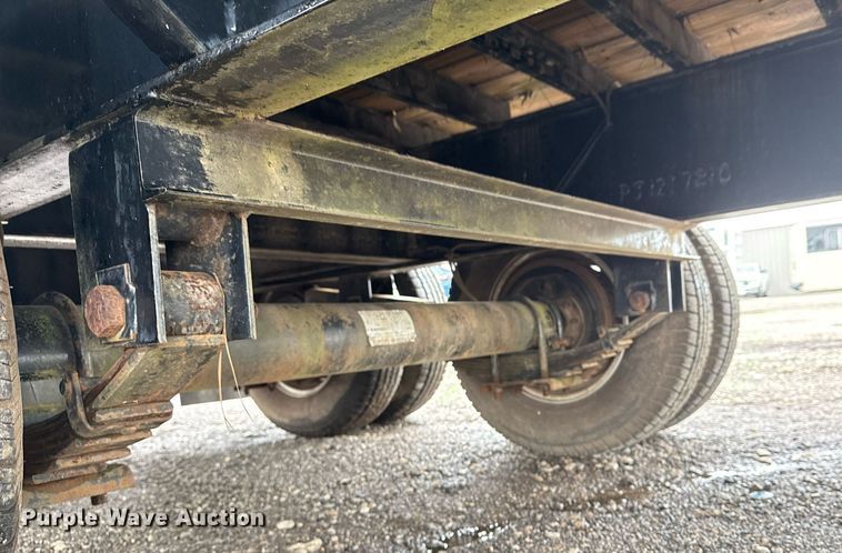 image for item EG5856 2015 PJ Trailers equipment trailer