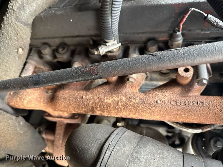 image for item EG5889 2001 Freightliner MT45  delivery truck